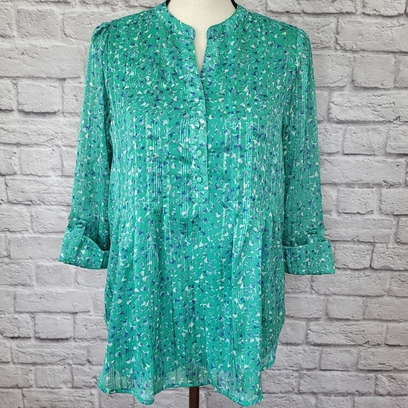 Kim Rogers Top Green Blue White Floral 3/4  Sleeve Pleated Button Front Size S - Picture 3 of 9